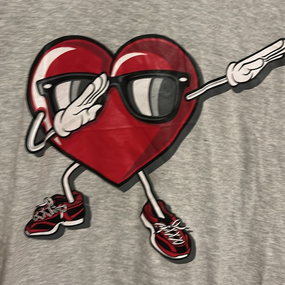 Heartbreaker Valentines Graphic Tee - NWT - Picture 3 of 5